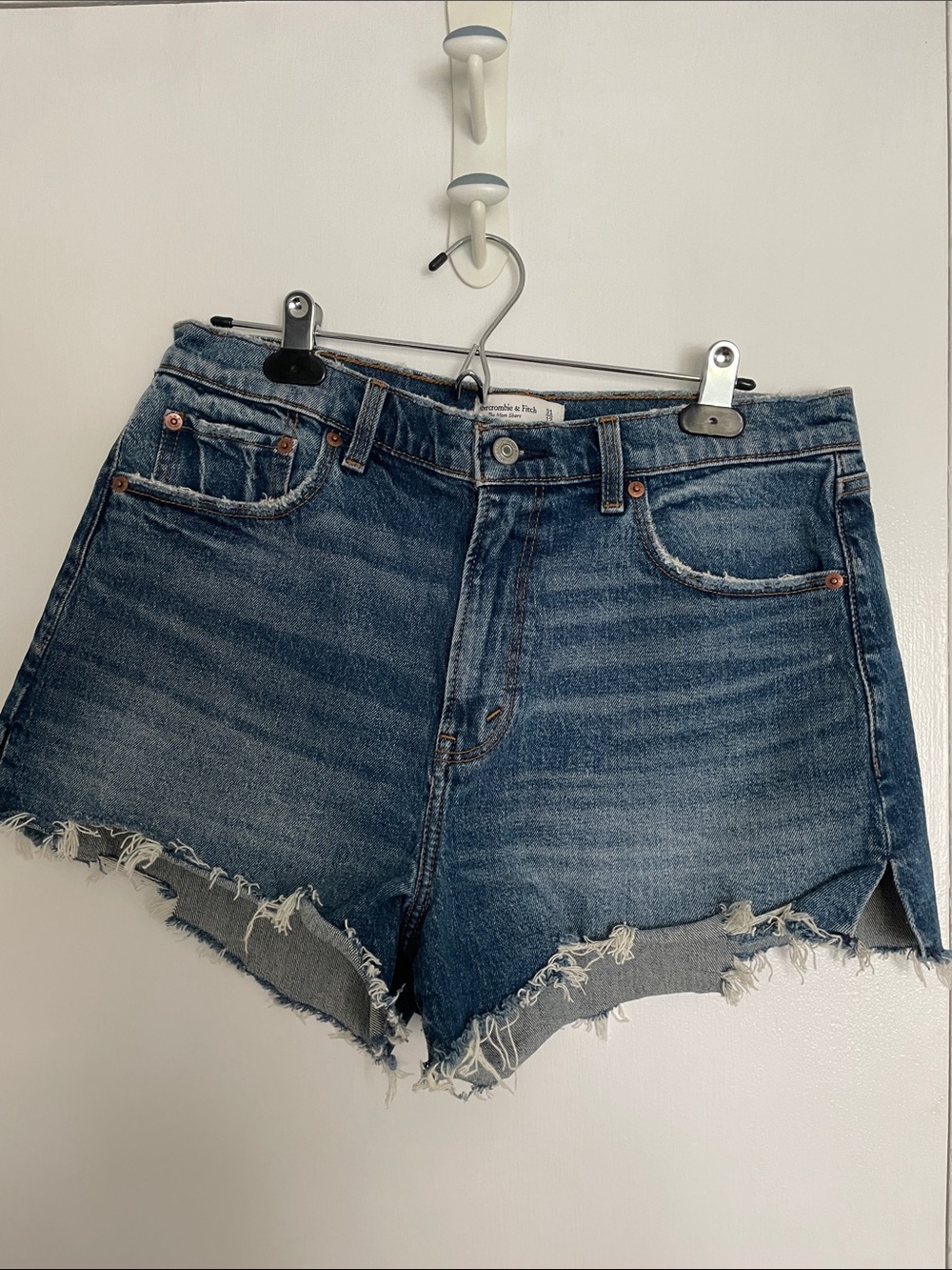 Abercrombie & Fitch High Rise Mom Short